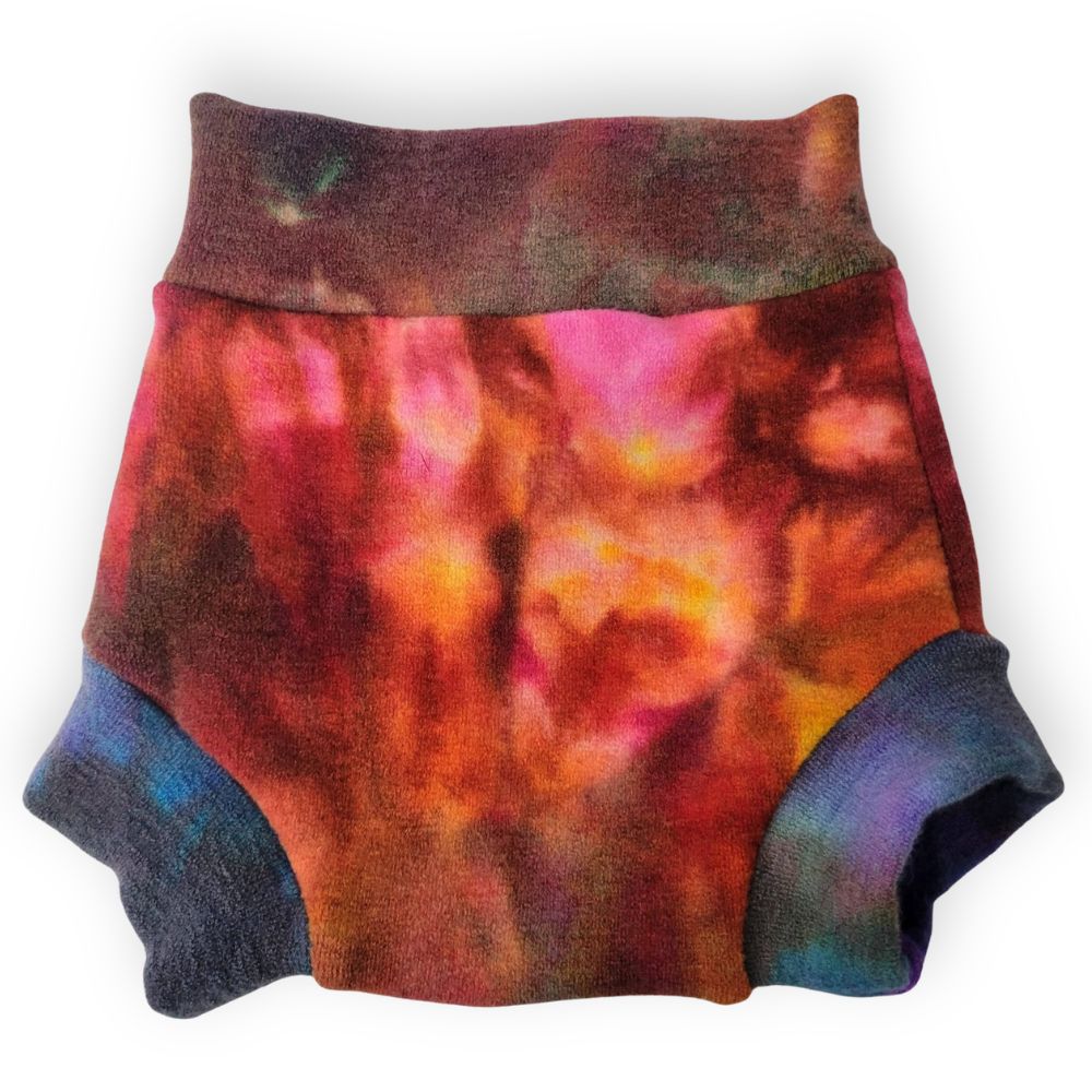 Explorer con rayas grandes rosa y bayas de Saskatoon