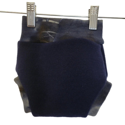 Traditional Medium Navy Blue Geode