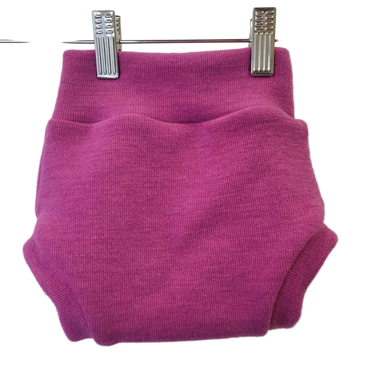 Traditional Medium Striped Hot Gossip